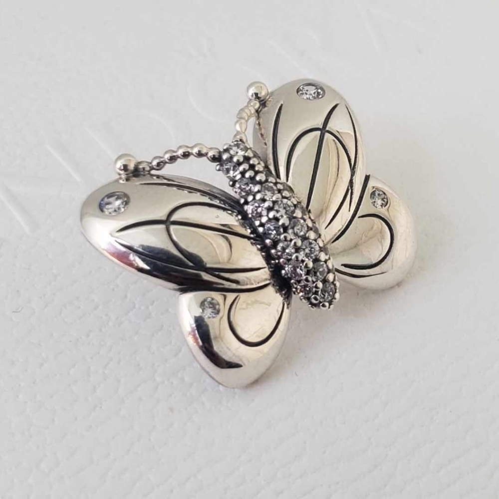 🦋 Authentic Pandora ⭐️RETIRED⭐️ OVERSIZED BUTTERFLY CHARM